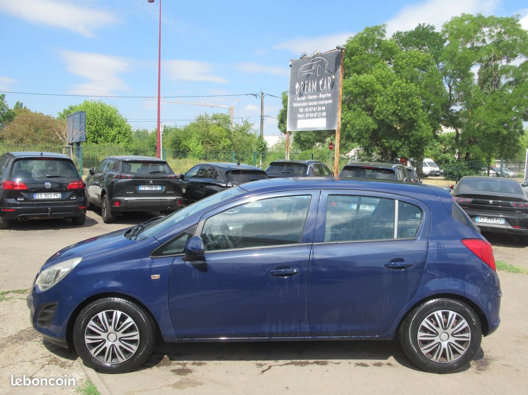 Opel corsa 1.2 twinport edition 55000 km seulement (image 1)