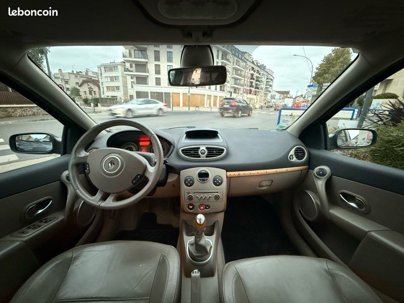 Renault Clio III 1.6 i 16V 110ch Finition Initale Kit Distribution Entretien Ă Jour (image 5)