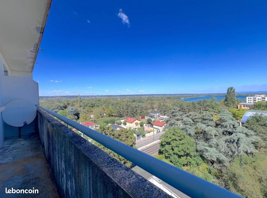 Appartement 4 pièces 65 m² · à Décines-Charpieu · 65 m² · 133 000 €