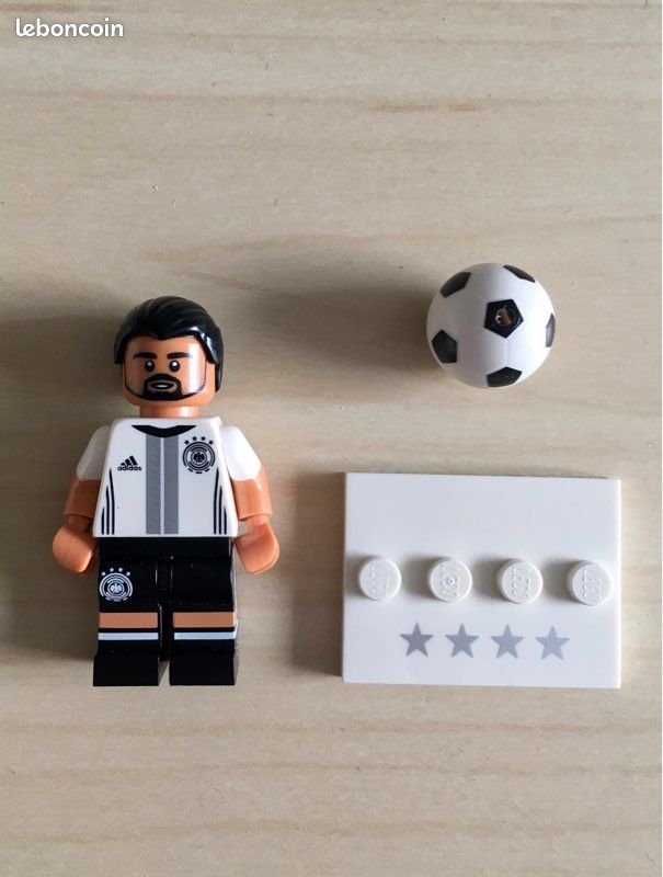 Lego Mannschaft #6 Sami Khedira (image 2)