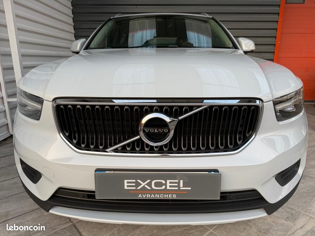 Volvo XC40 BUSINESS D3 AdBlue 150 ch Geartronic 8 (image 2)