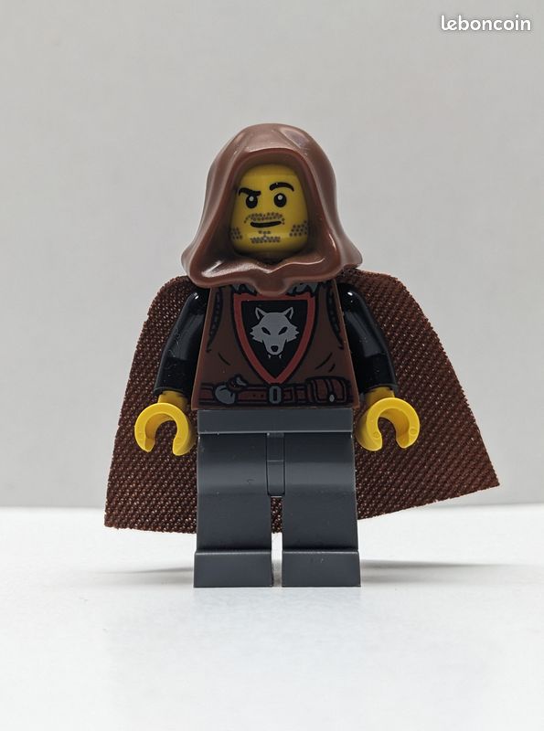 LEGO Minifig Wolfpack avec cape PIECES NEUVES du set 10332 - Jeux & Jouets