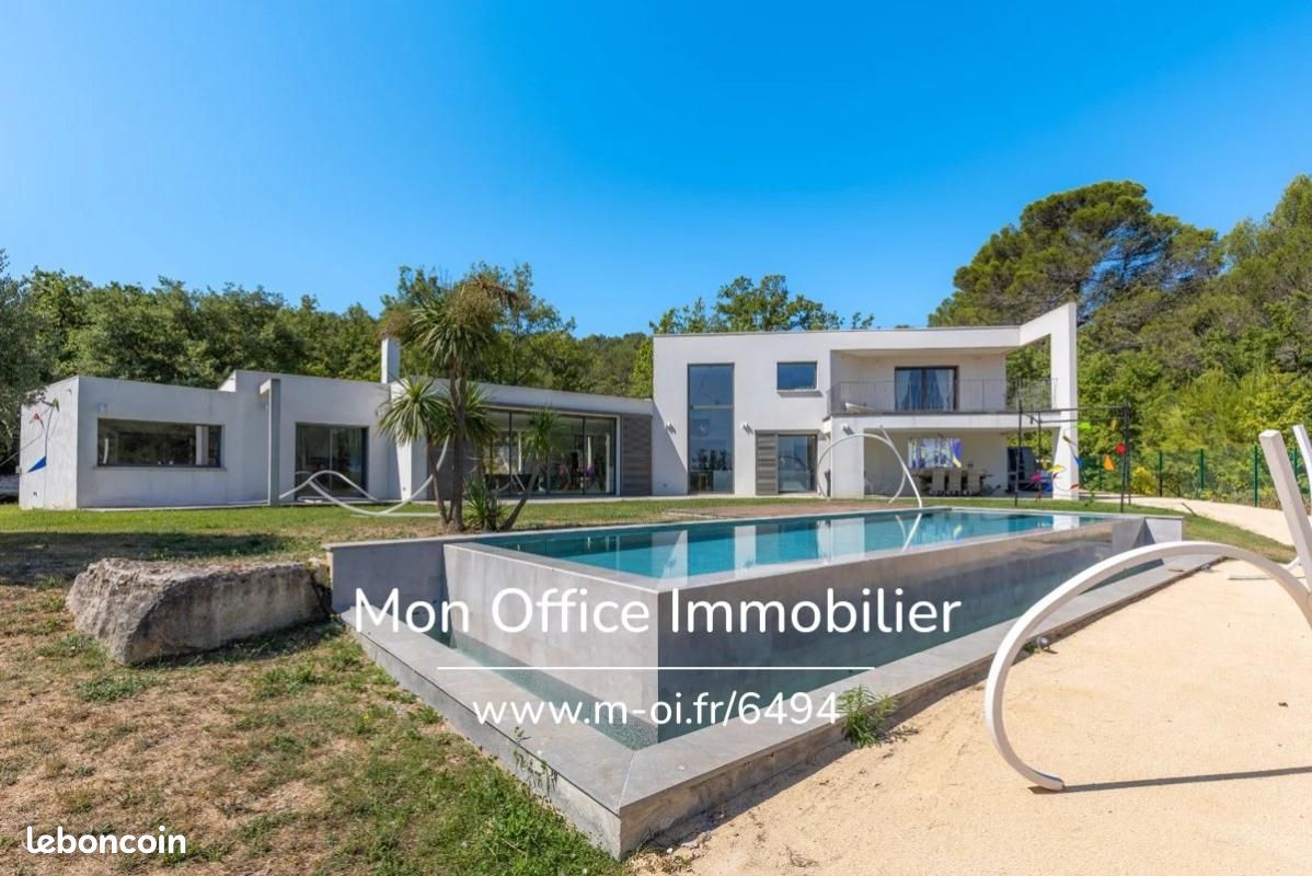Maison 7 pièces 272 m² · à Aix-en-Provence · 272 m² · 1 490 000 €