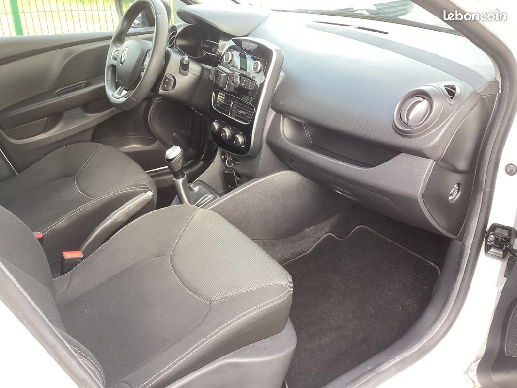 Renault CLIO IV DCI 75ch Business Eco2 (image 20)