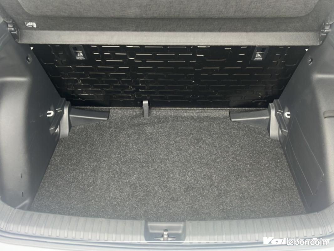 Skoda Fabia ACTIVE 1.0 MPI 80CH BVM5 (image 14)