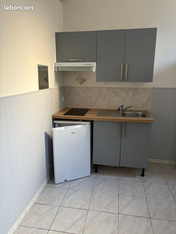 Appartement 1 pièce 28 m² · à Bordeaux · 28 m² · 550 €