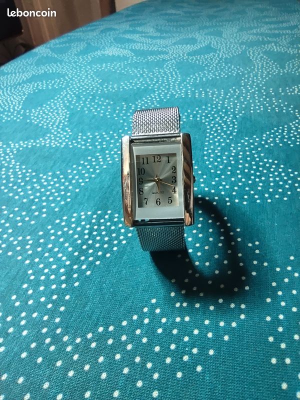 Montre femme (image 2)