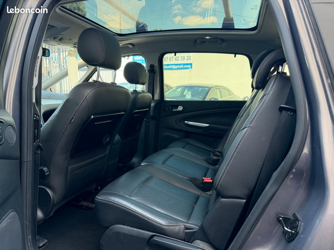 Tres beau Ford S-Max 1.6 TDCi 115 cv Titanium premiere main 7 places (image 7)