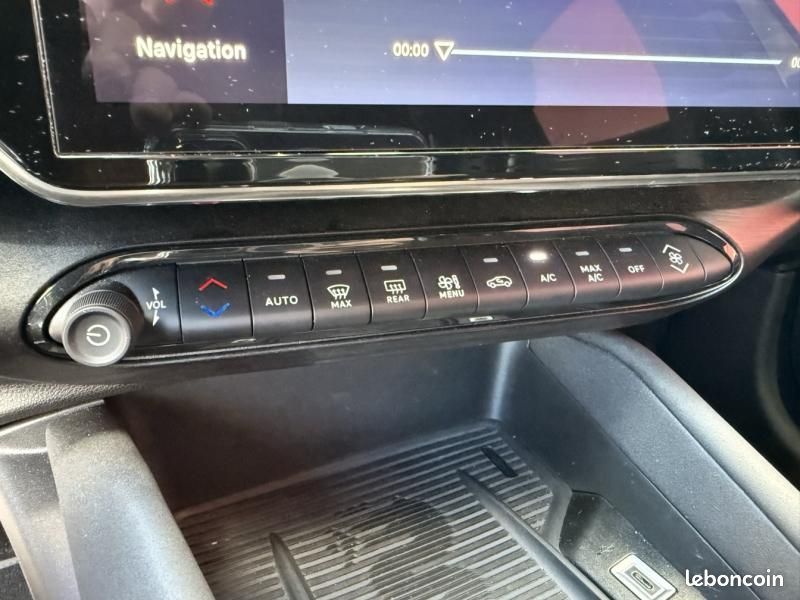 Alfa romeo Junior 1.2 Ibrida 136ch DCT6 (image 25)