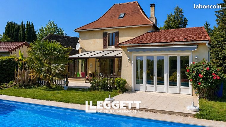 Maison 11 pièces 135 m²