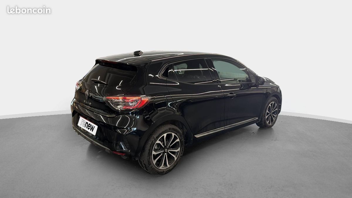 Renault clio tce 90 ch gsr2 techno (image 2)