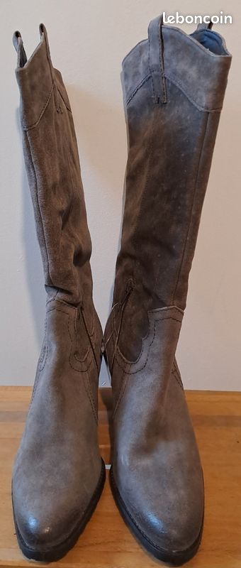 Bottes en cuir neuves - Taille 41 (image 3)