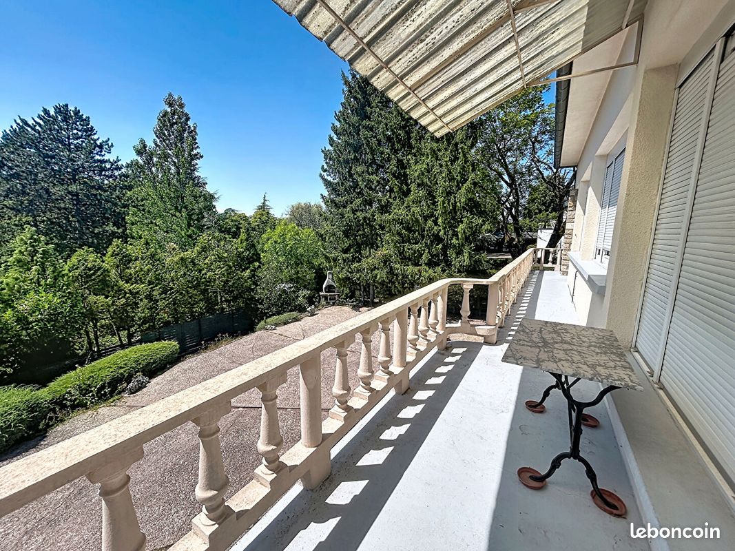 Maison 7 pièces 177 m² · à Vesoul · 177 m² · 224 500 €