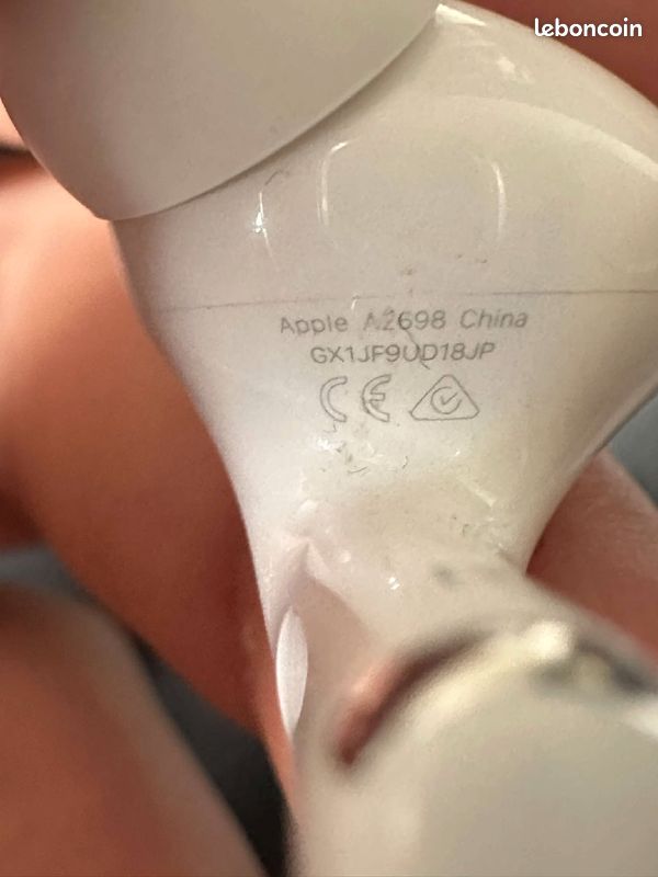Airpods pro 2 droit (image 3)