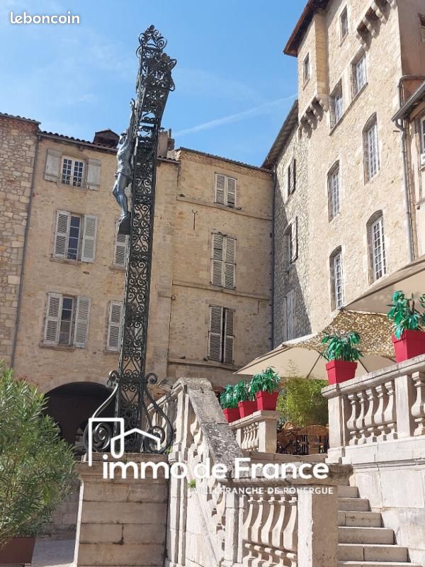 Maison 13 pièces 291 m² · à Villefranche-de-Rouergue · 291 m² · 132 500 €