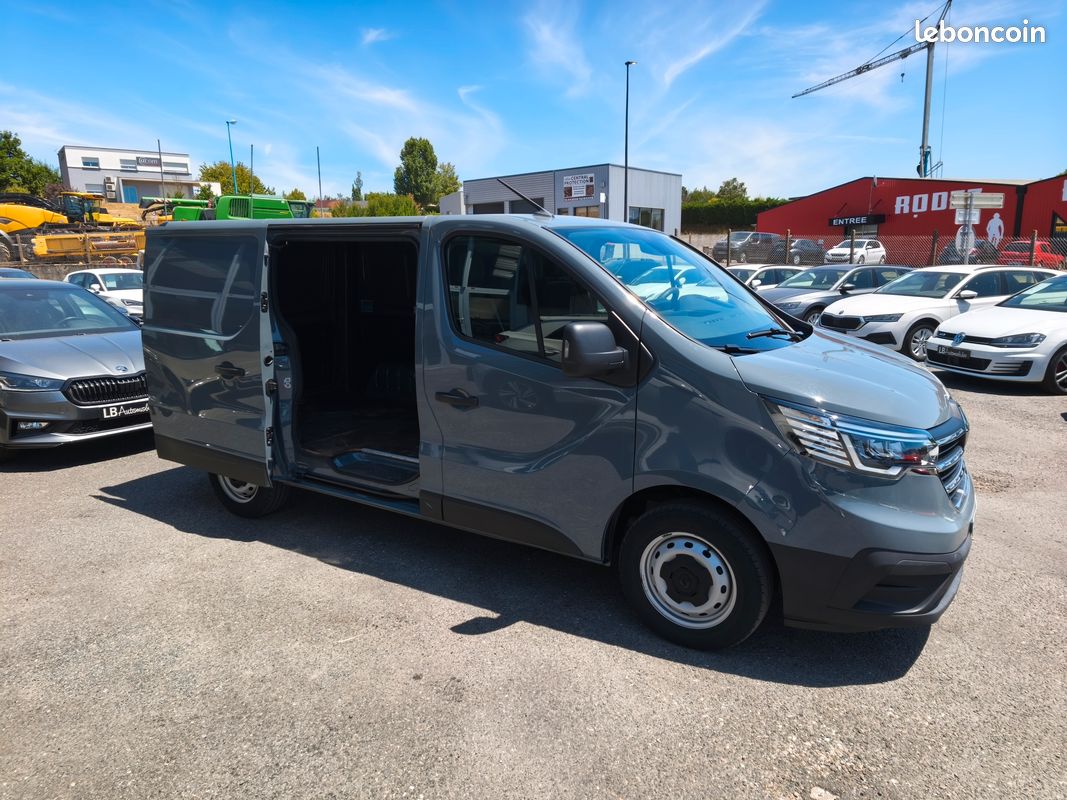 Trafic L1H1 2.0 DCi 130 cv Grand Confort - 42500 klm / 2024 (image 6)