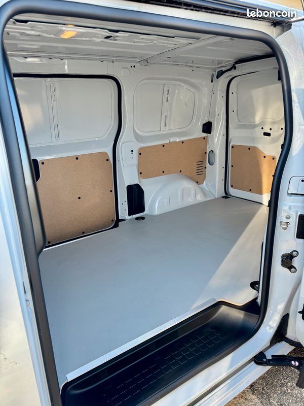 NEUF ZERO KILOMETRE Opel Vivaro 2.0D 145ch BVA8 - 23.325 HT / 27.990 TTC - DISPO SUR PARC (image 7)