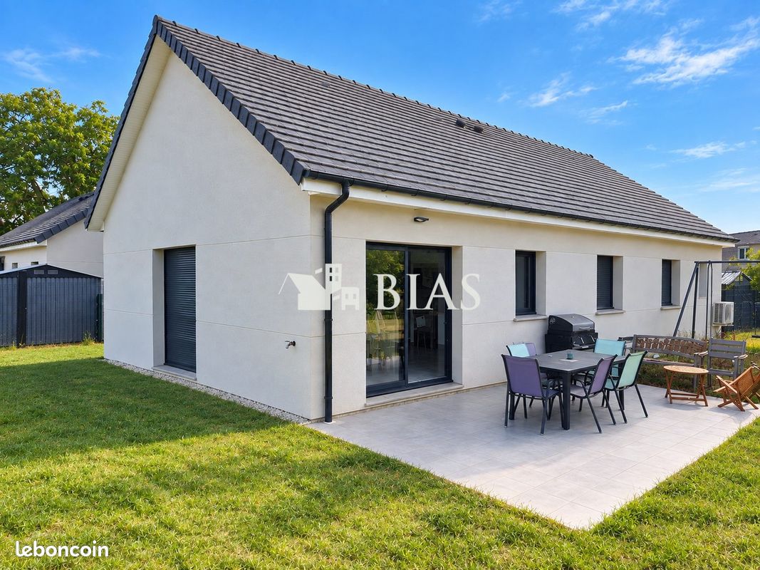 Maison 5 pièces 92 m² · à Vitot · 92 m² · 219 900 €
