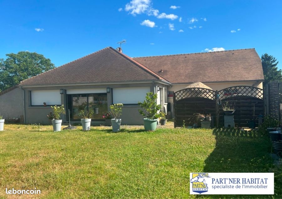 Maison 7 pièces 146 m² · à Sable sur Sarthe · 146 m² · 234 000 €