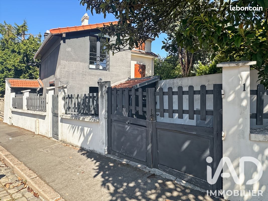 Maison 2 pièces 30 m² · à Rosny-sous-Bois · 30 m² · 174 000 €