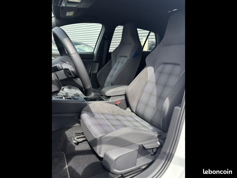 Volkswagen Golf 1.4 eHybrid 245ch GTE DSG6 (image 16)