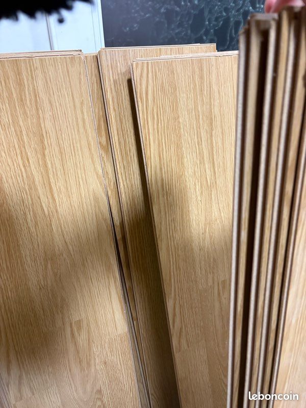 10. M² parquet stratifié (image 2)