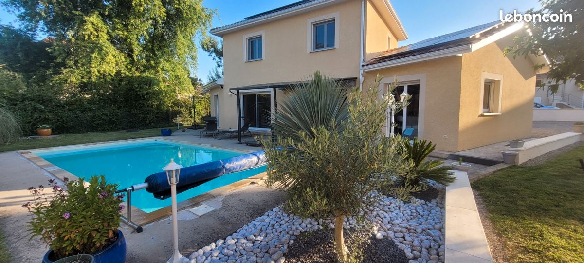 Maison 5 pièces 135 m² · à Assieu · 135 m² · 440 000 €