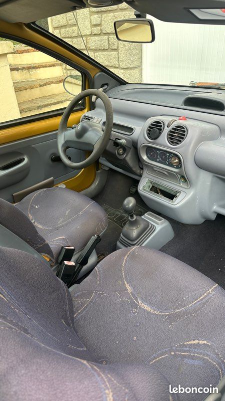 Renault Twingo 1 Société – Essence – 2 places – 216 300 km (image 6)