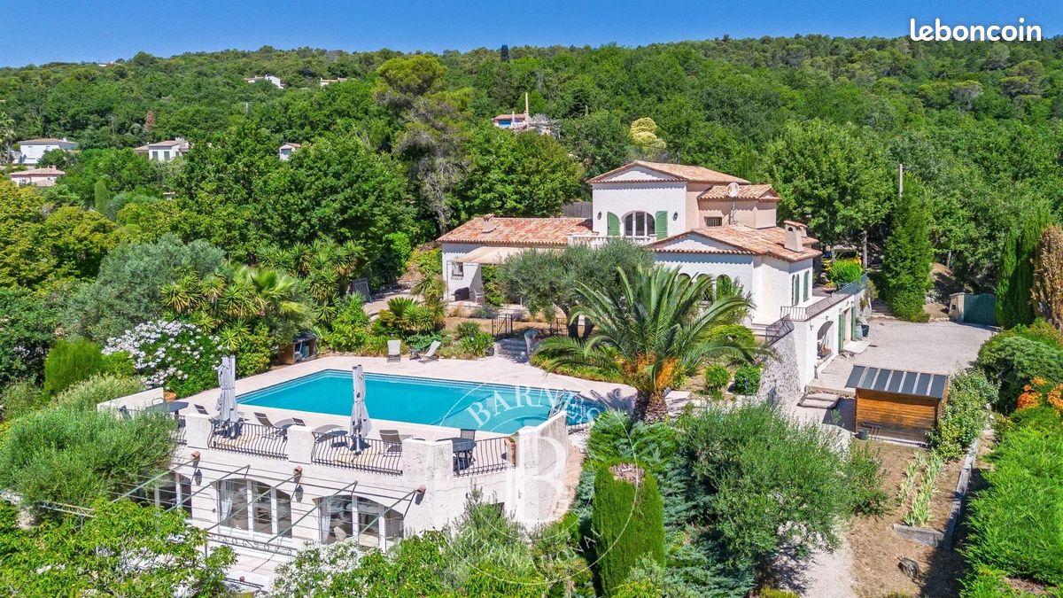 Maison 10 pièces 262 m² · à Cabris · 262 m² · 1 590 000 €