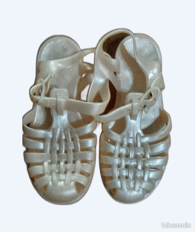 Chaussures de plage blanche T.32 (image 1)