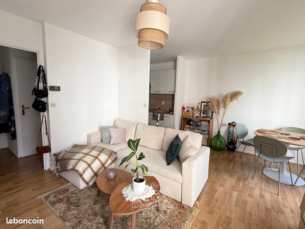 Appartement 2 pièces 46 m² · à Lille · 46 m² · 950 €