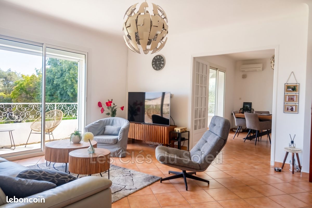 Maison 8 pièces 205 m² · à La Valette-du-Var · 205 m² · 748 800 €