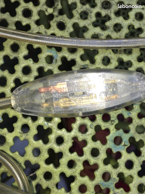 Paire de lampe kartell Take (image 10)