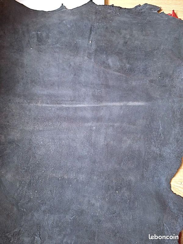 Lot de 3 peaux de cuir souple (Rouge, Camel, Noir) - Env. 80x60 cm (image 7)