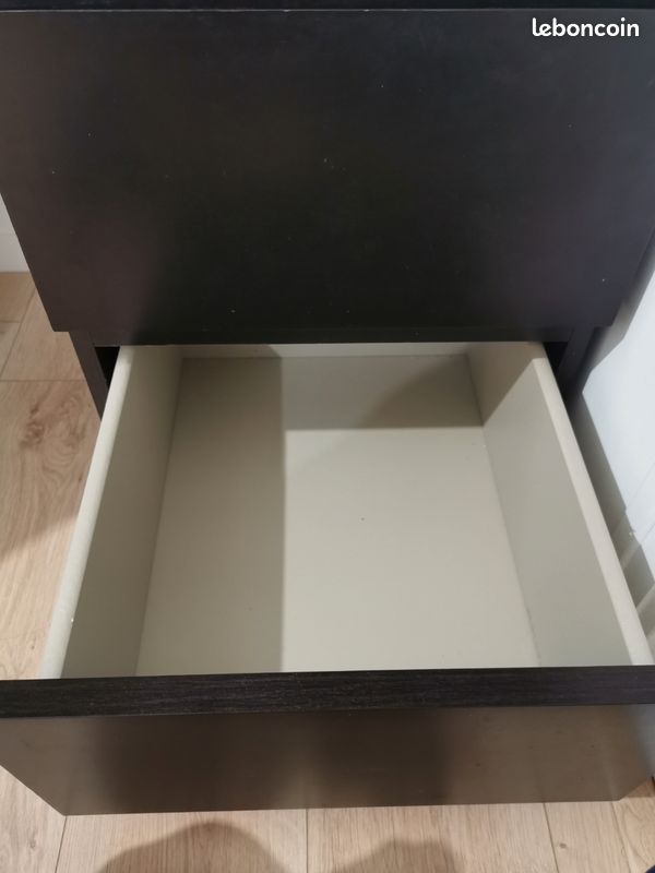 Table de nuit (image 3)