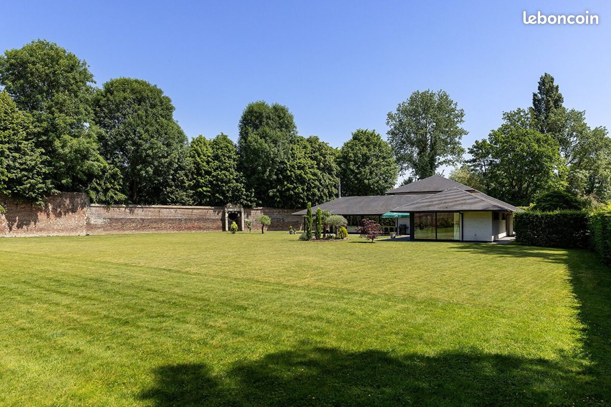 Maison 7 pièces 370 m² · à Lambersart · 370 m² · 1 790 000 €