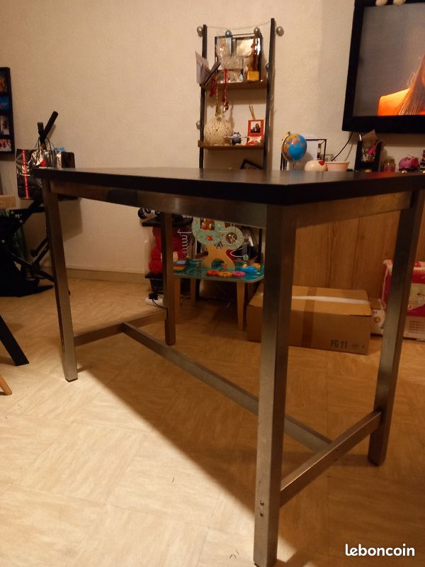 Table bar (image 2)