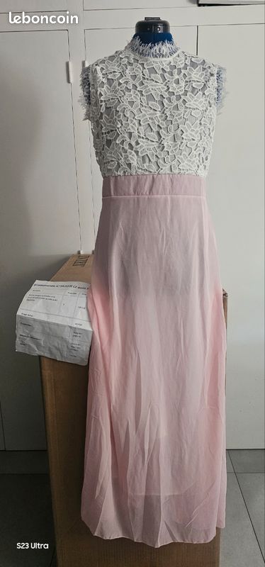 Robe longue bohème chic blanche et rose pour événement Vêtements