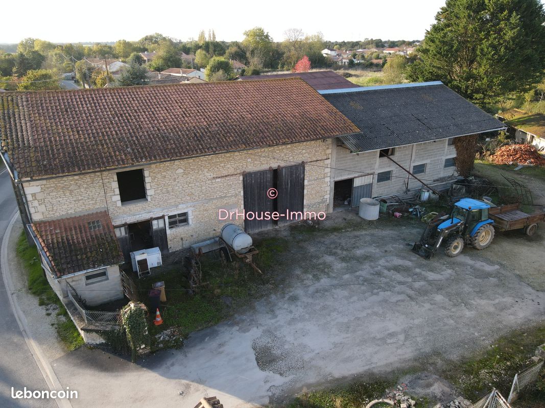 Inconnu 388 m² fors · 388 m² · 92 000 €