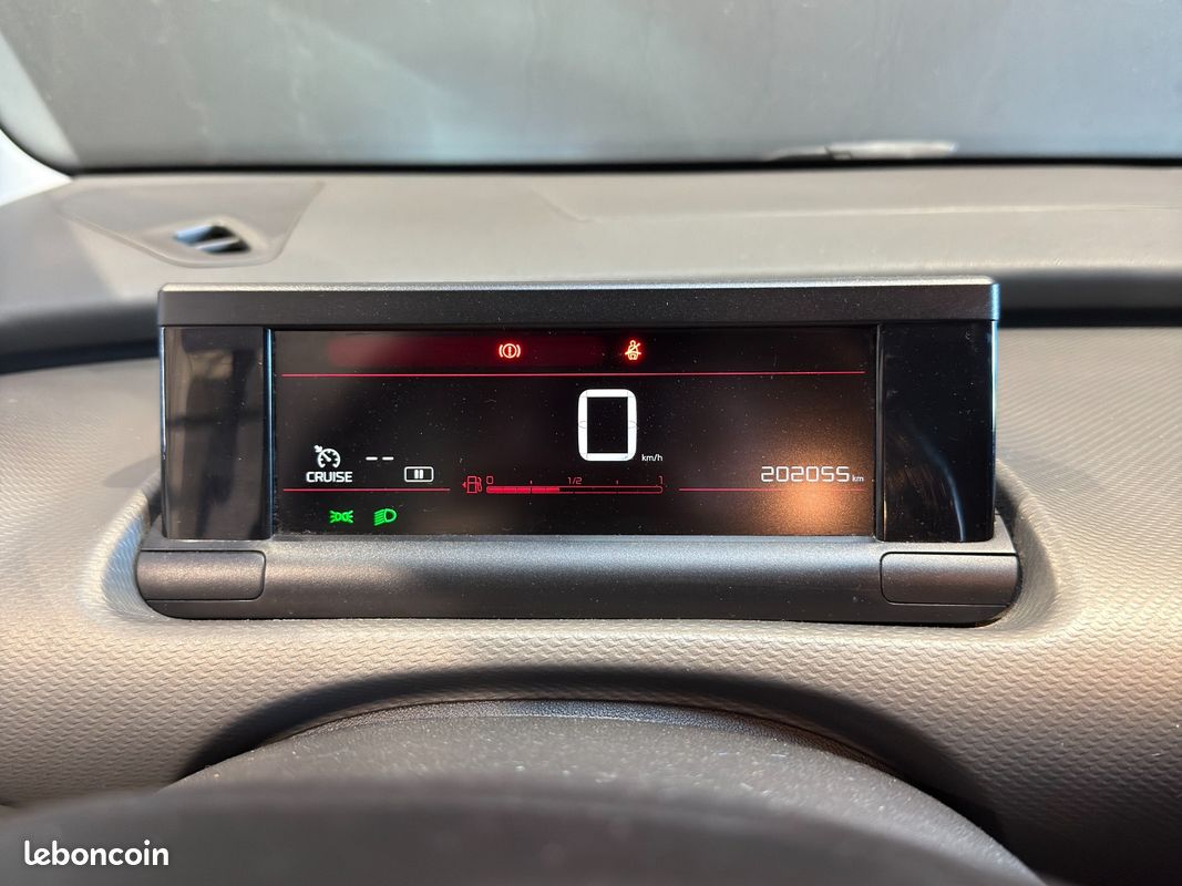CITROEN C4 CACTUS BlueHDi 100 BVM6 Feel / moteur remplacer chez citroen à 120000 km / entretiens à jour / pneus neuf (image 14)
