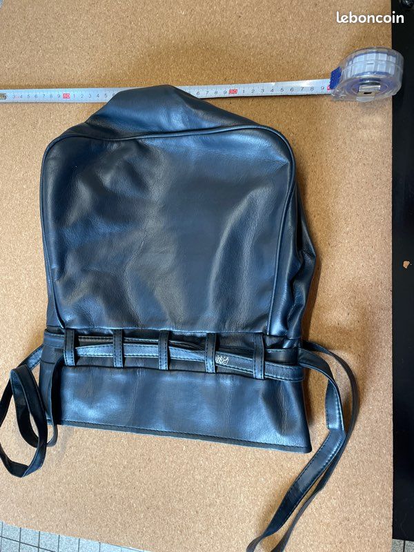 Sac baluchon en similicuir bleu marine (image 2)