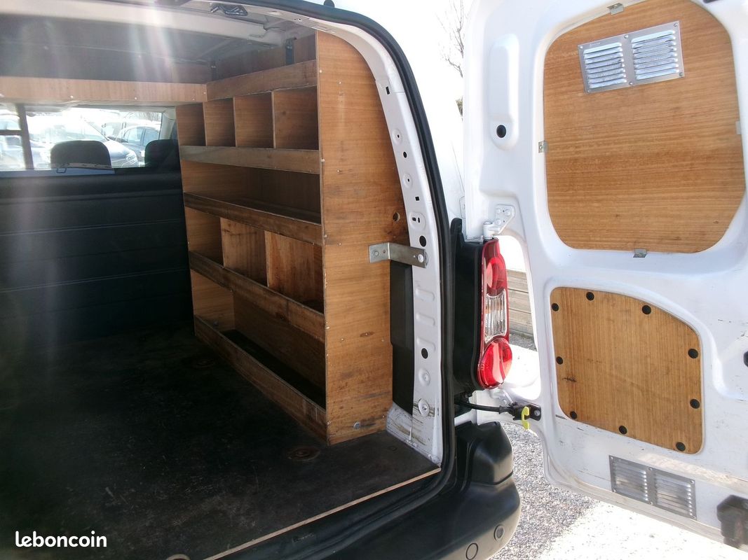 Citroen BERLINGO VAN M 650KG BLUEHDI 75 CLUB (image 8)