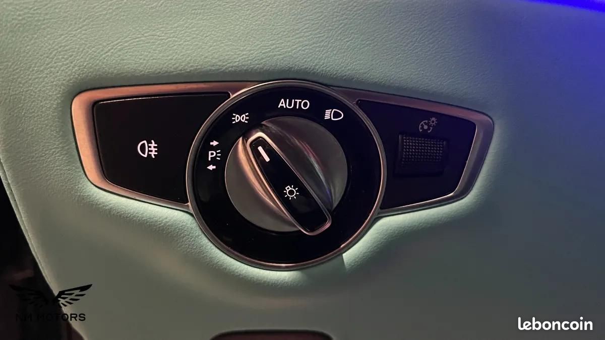 Mercedes Classe E 220 D 195 CV AMG LINE 4MATIC 9G-TRONIC BVA - INTERIEUR TIFFANY BLUE (image 28)