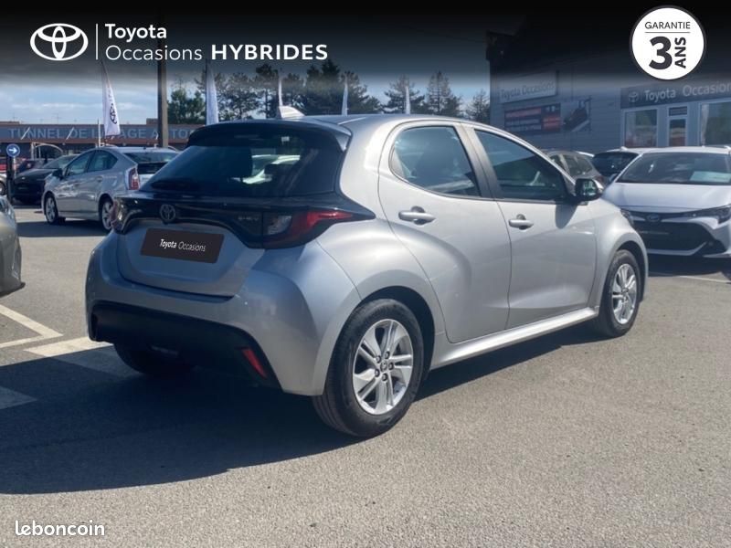 Toyota Yaris 116h Dynamic Business + Programme Beyond Zero Academy 5p MC24 (image 9)
