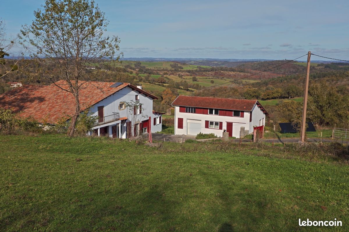 Maison 7 pièces 210 m² · à Lohitzun-Oyhercq · 210 m² · 285 000 €