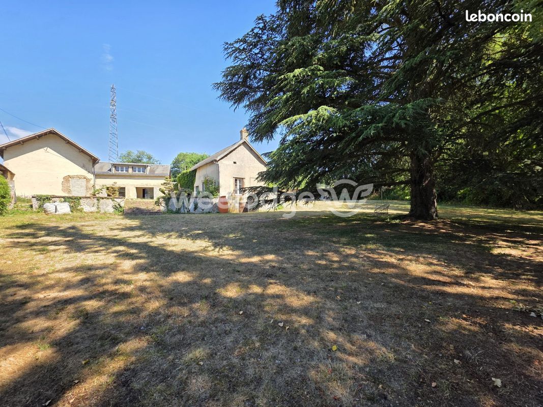 Maison 12 pièces 400 m² · à Saint-Prest · 400 m² · 256 900 €