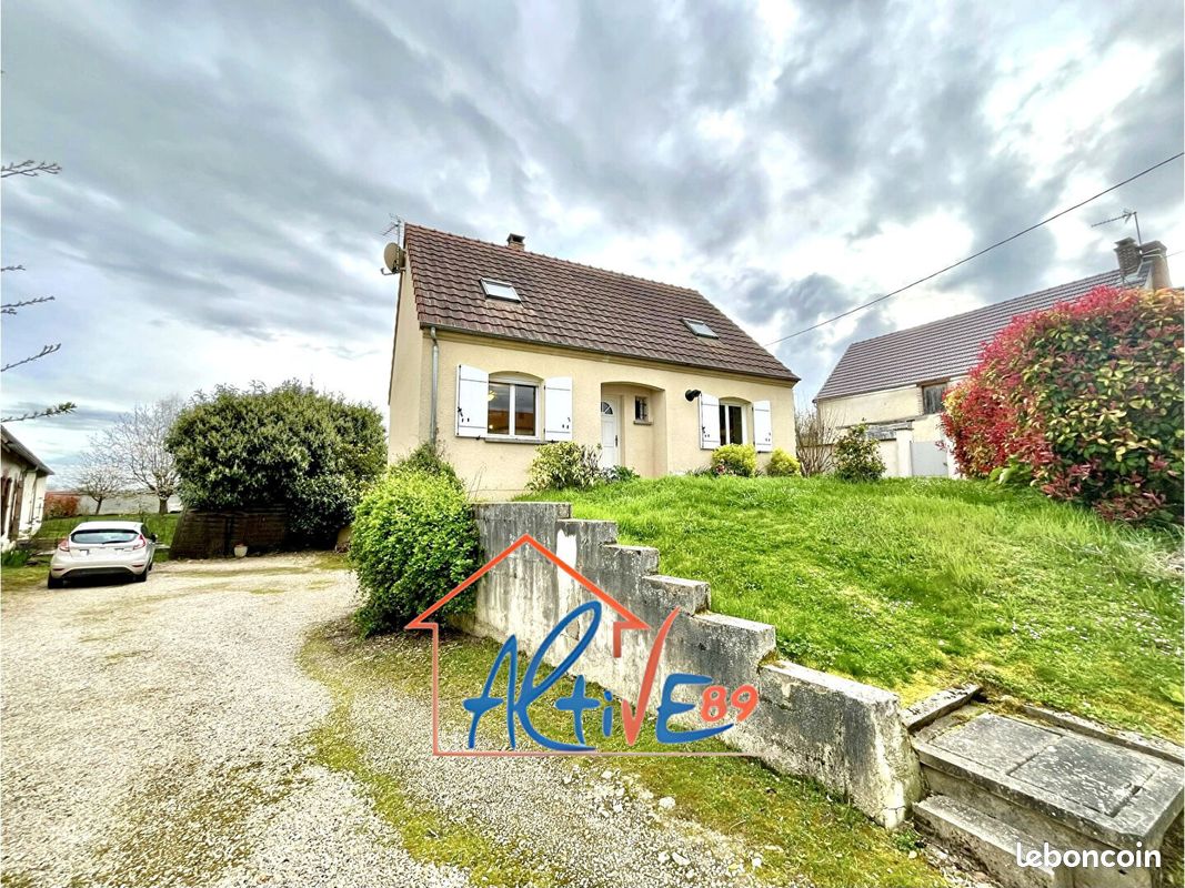 Maison 5 pièces 119 m² · à Champlay · 119 m² · 168 000 €