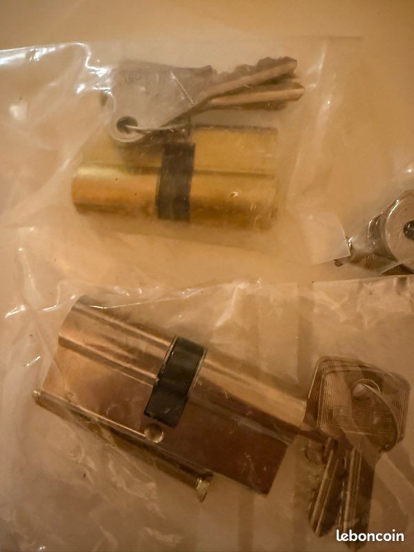 Barrillets neufs (image 2)