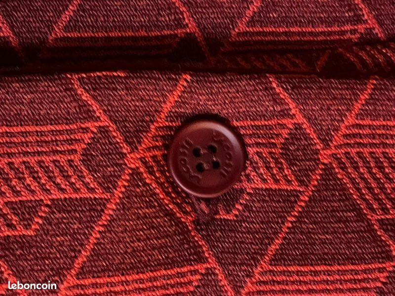 Ensemble survêtement veste, pantalon et t-shirt rouge originale authentique de marque Lacoste (image 8)