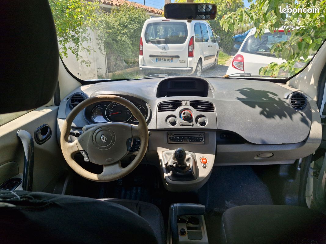 Renault Kangoo dci 70 cv distribution neuve tva recuperable (image 4)